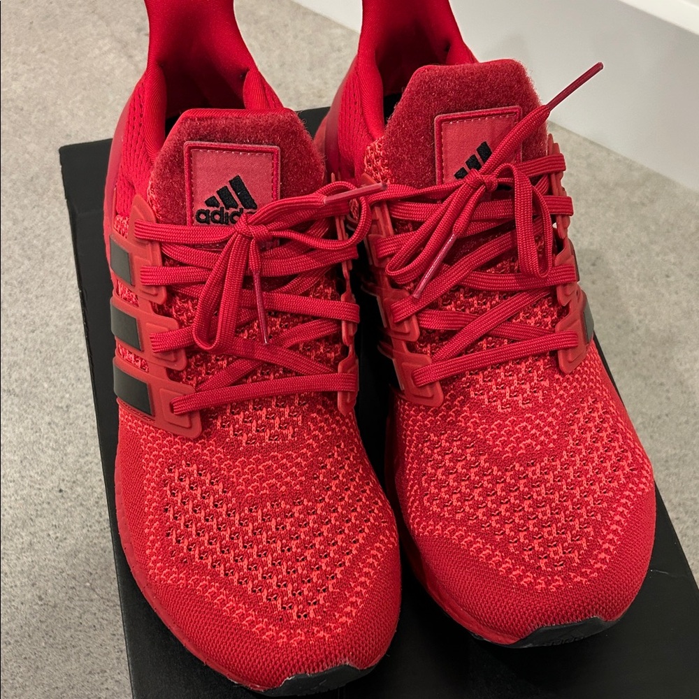 adidas ultraboost - red and white running shoes (Nebraska) - men’s size 9 - Picture 3 of 9